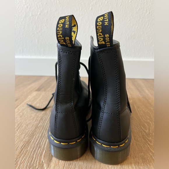 NEW! Dr. Martens 1460 Vonda Mono Women’s Floral Boots -Rose Embroidery. - Picture 3 of 5